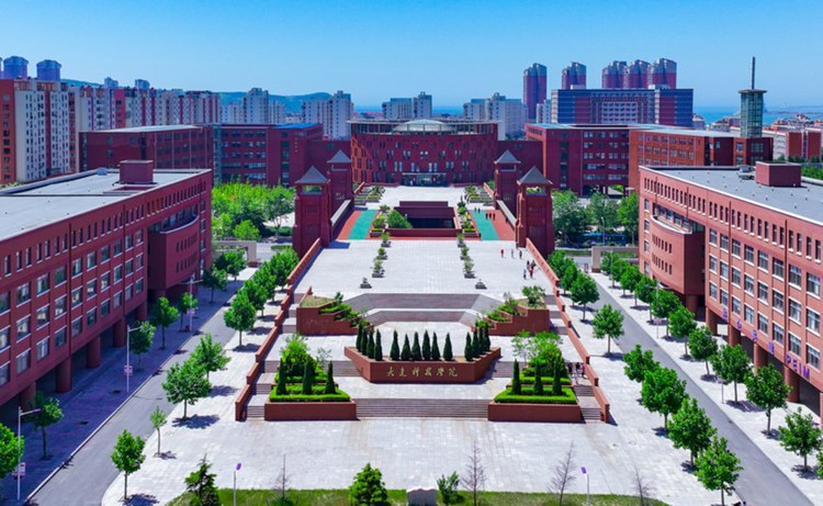 辽宁大连科技学院600吨每日热水项目