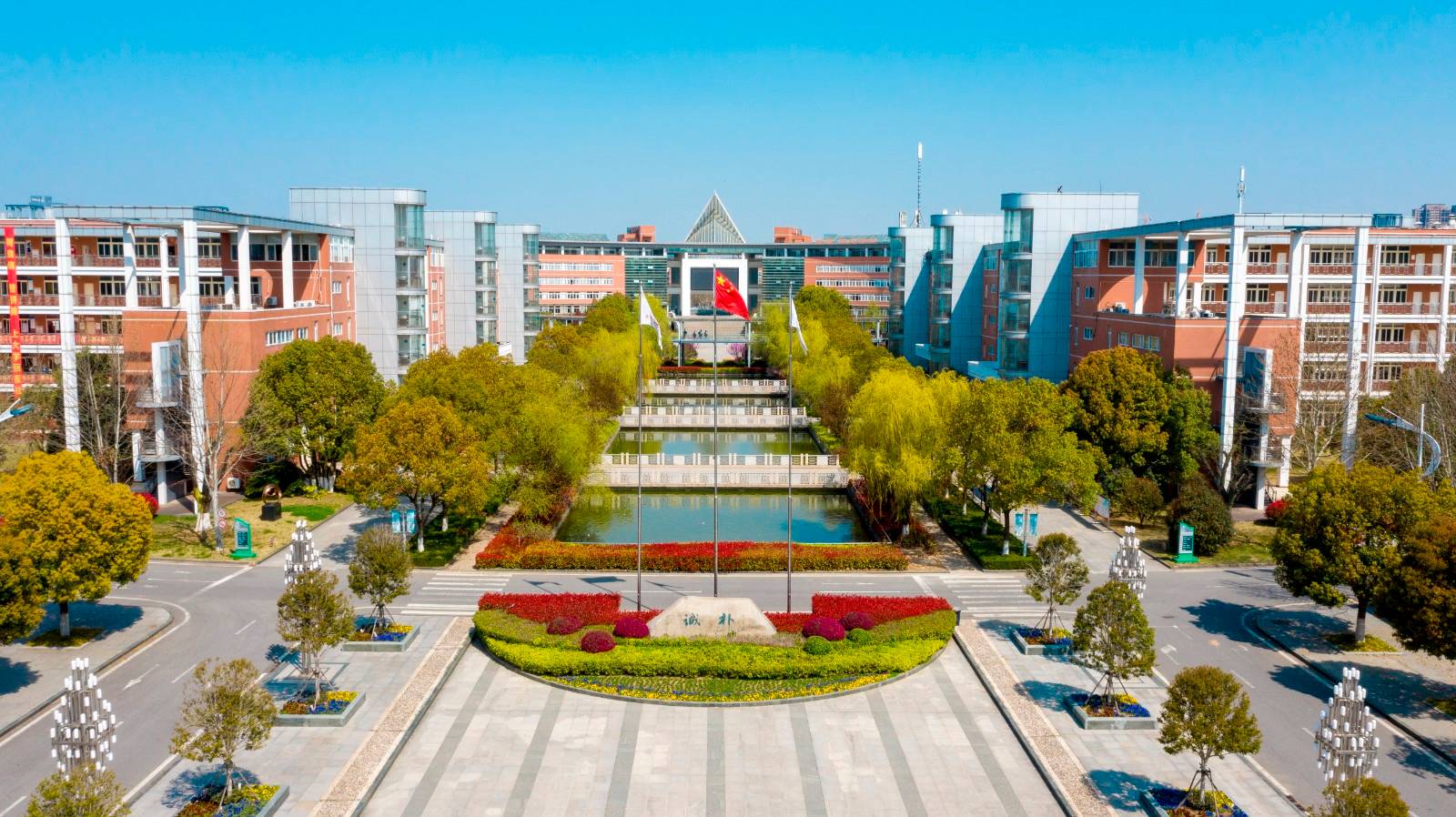 江苏省南京师范大学附属中学热水项目